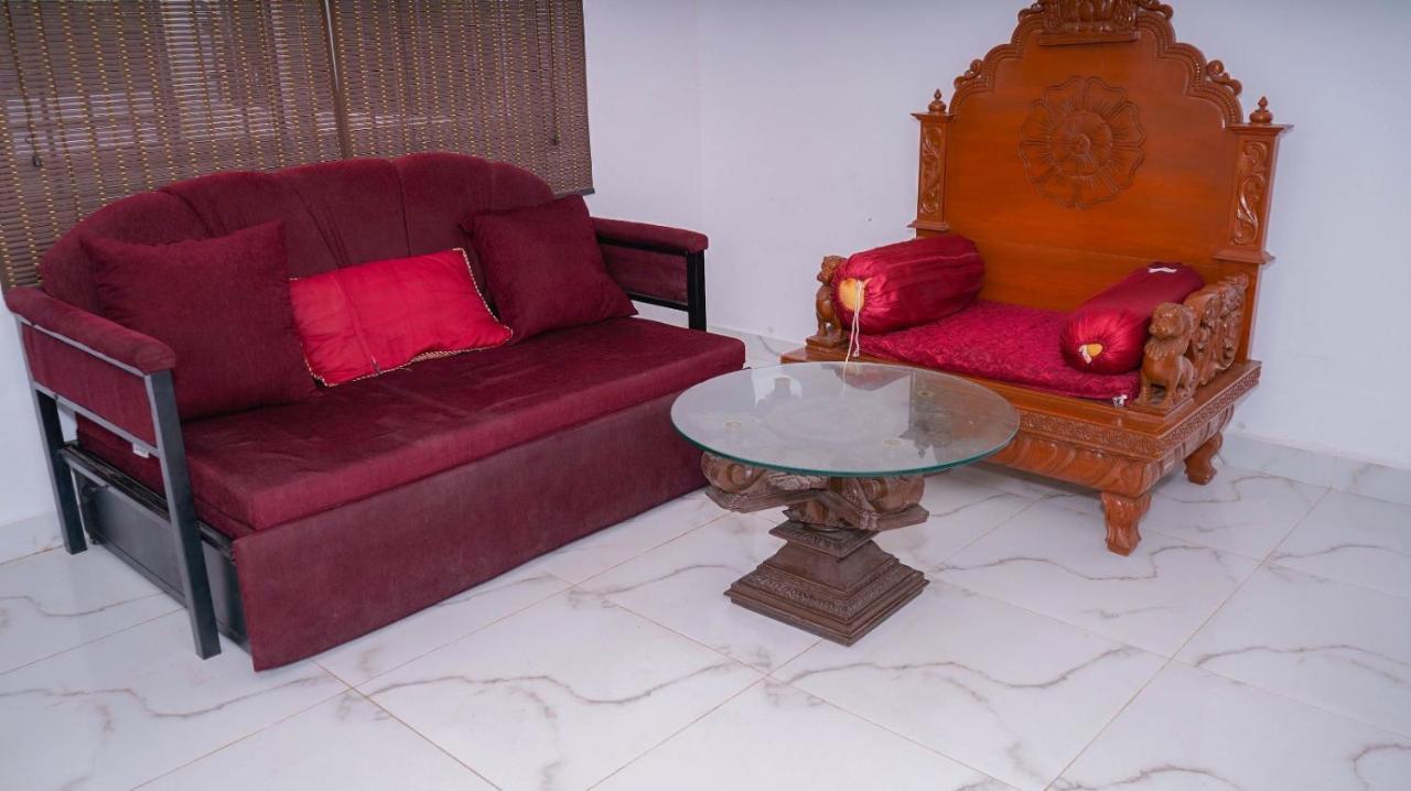 Bacardi House Hotel Chennai Exterior photo